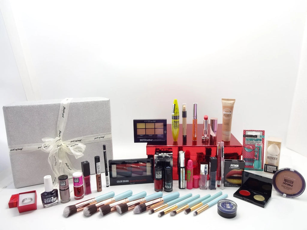 Full Maybelline Premium 26pc Beauty Box Makeup Gift Set with brush kit and silver gift wrap packaging