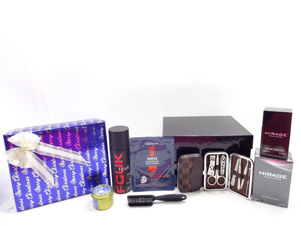 Full arrangement of men’s Christmas gift set showing all included items with elegant presentation boxes, perfect for festive gifting.