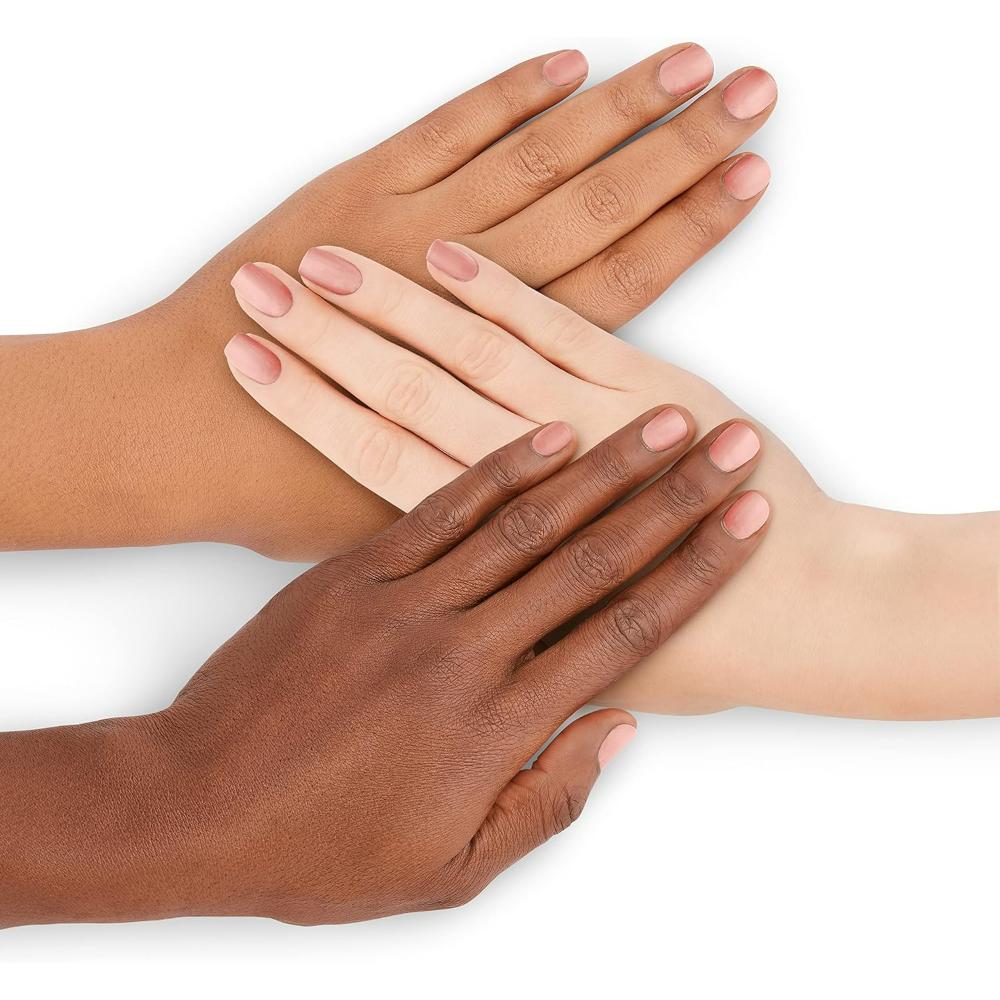 great look on all skin colours Barry M Cosmetics Velvet Nails - Café Velvet