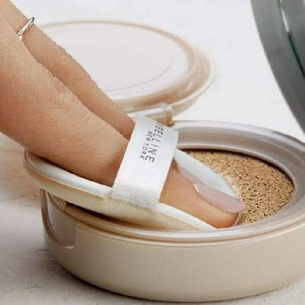 smooth padded sponge applicator Maybelline New York 48 Sun Beige Foundation dream cushion , Pack of 3