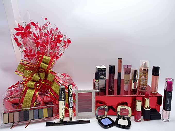 L'Oreal 17pc Make Up Glam Box Gift Set Hamper, Beauty Bundle For Women